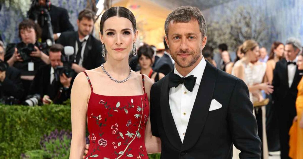 Anna Wintour’s Daughter Bee Confirms Split From Husband 2 Weeks After Attending Met Gala Together