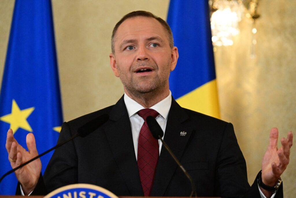 Trump Announces 5,000 Additional US Troops to Poland After Nawrocki Win Trump Announces 5,000 Additional US Troops to Poland After Nawrocki Win