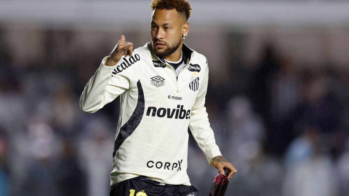 Santos v Bragantino - Brasileirao 2026