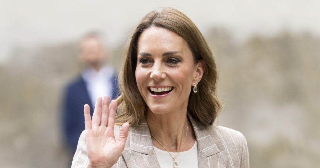 Kate Middleton’s Classy White Linen Shorts Are the Anti-Denim Trend Taking Over Summer