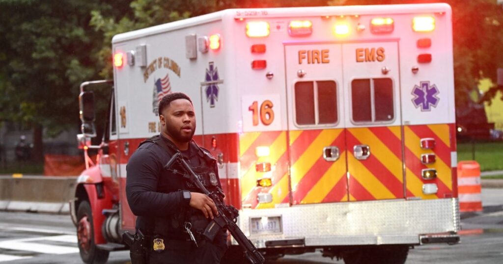 White House Shooting Suspect Dead and Bystander Critically Injured Amid Gunfire With Secret Service White House Shooting Suspect Dead and Bystander Critically Injured Amid Gunfire With Secret Service