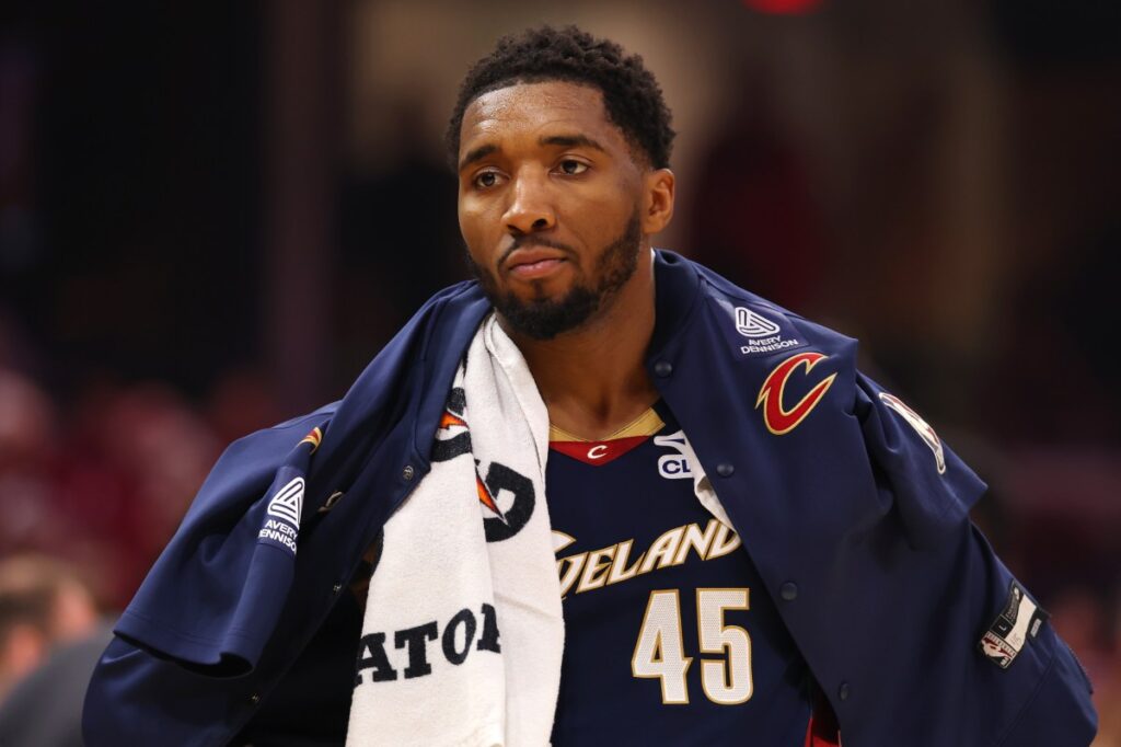 Donovan Mitchell on the Move? 3 Landing Spots After Knicks Sweep Donovan Mitchell on the Move? 3 Landing Spots After Knicks Sweep