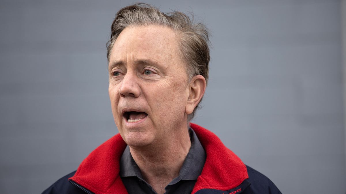 CT Gov. Ned Lamont speaking at a Covid-19 vaccination clinic in Stamford