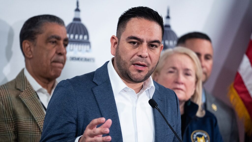 ‘Moderate’ Dem’s unearthed ‘deconstruct’ law enforcement comments draw fire from GOP critics