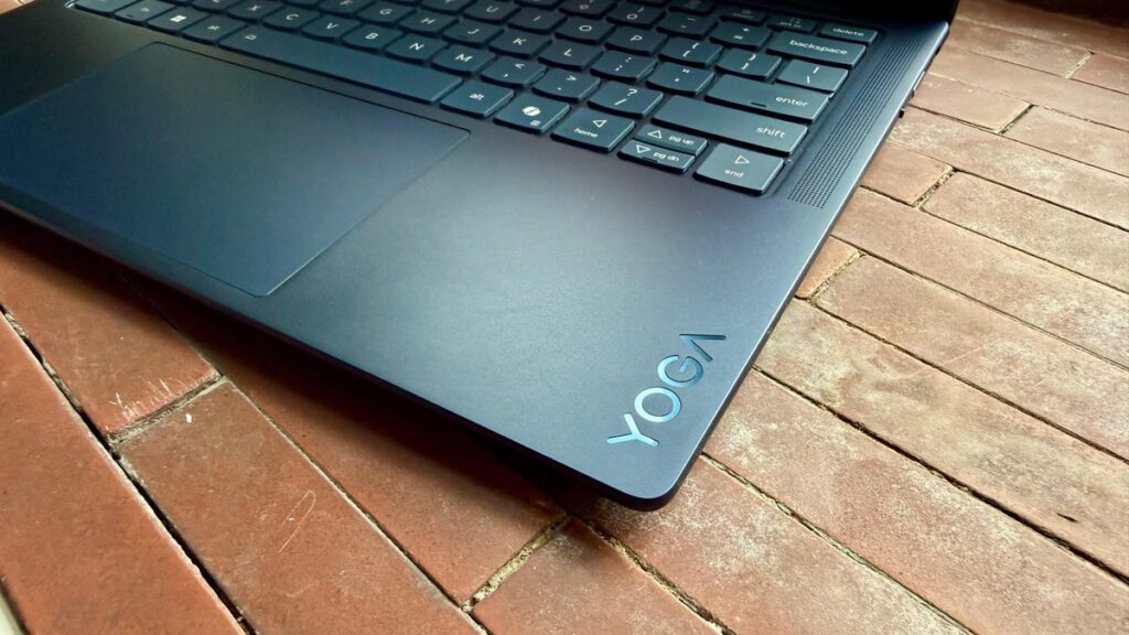 Lenovo Yoga Slim 7x Gen 11 Review: Do a Lot for a Long, Long Time, Anywhere