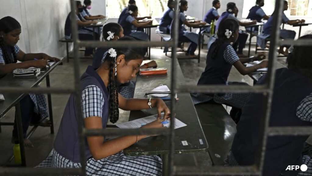 India removes exam chief over marking fiasco