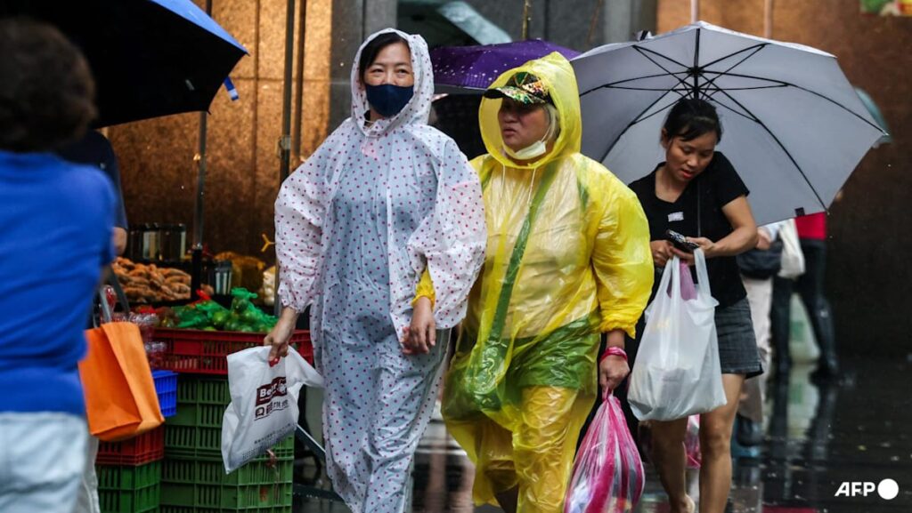 Asia’s vendors grapple with rising costs of ever-present plastics