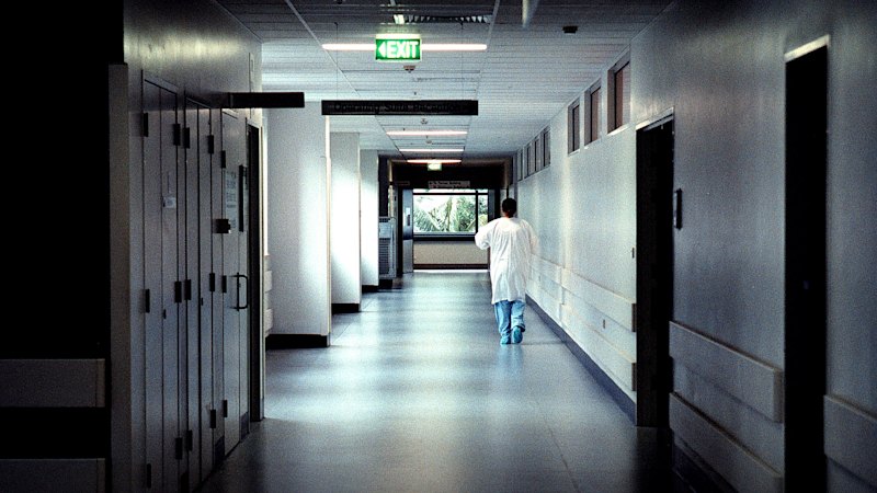 Gold Coast nurse charged with offences against six teen girls Gold Coast nurse charged with offences against six teen girls