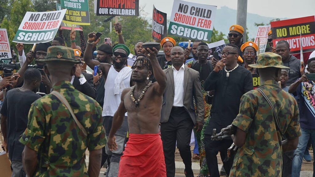 Nigerian army frees 360 abducted people in Borno, including children Nigerian army frees 360 abducted people in Borno, including children