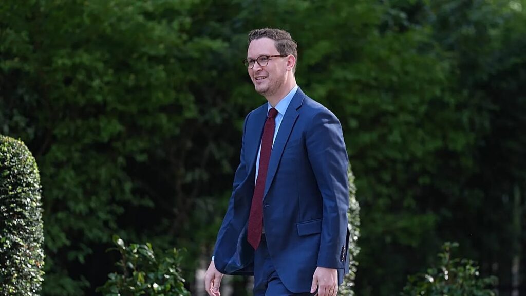 Senior UK minister rules out leadership challenge Senior UK minister rules out leadership challenge