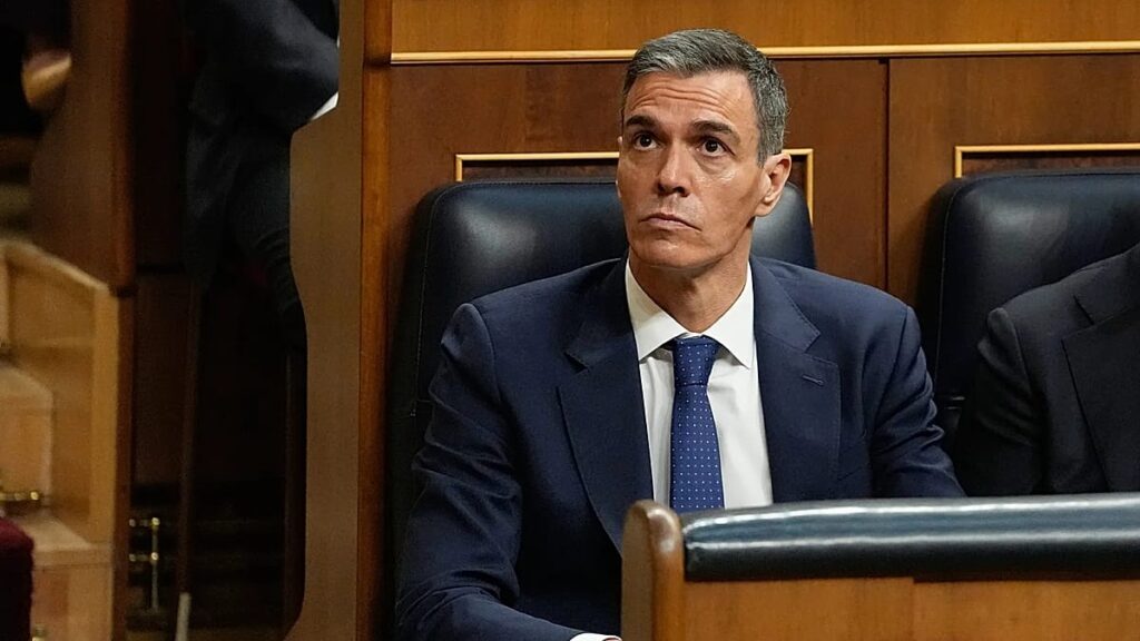 Spanish police say initials ‘P.S.’ in diary refer to PM Pedro Sánchez
