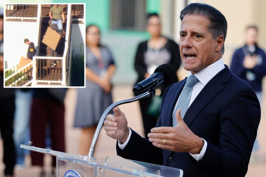 Exclusive | LAUSD Superintendent Carvalho honored at gala for courage, while under federal investigation Exclusive | LAUSD Superintendent Carvalho honored at gala for courage, while under federal investigation