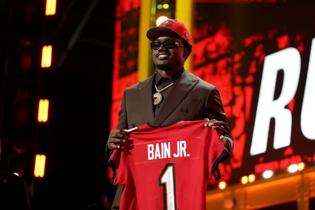 Bucs Already Receiving High Marks for Rueben Bain Jr. Decision