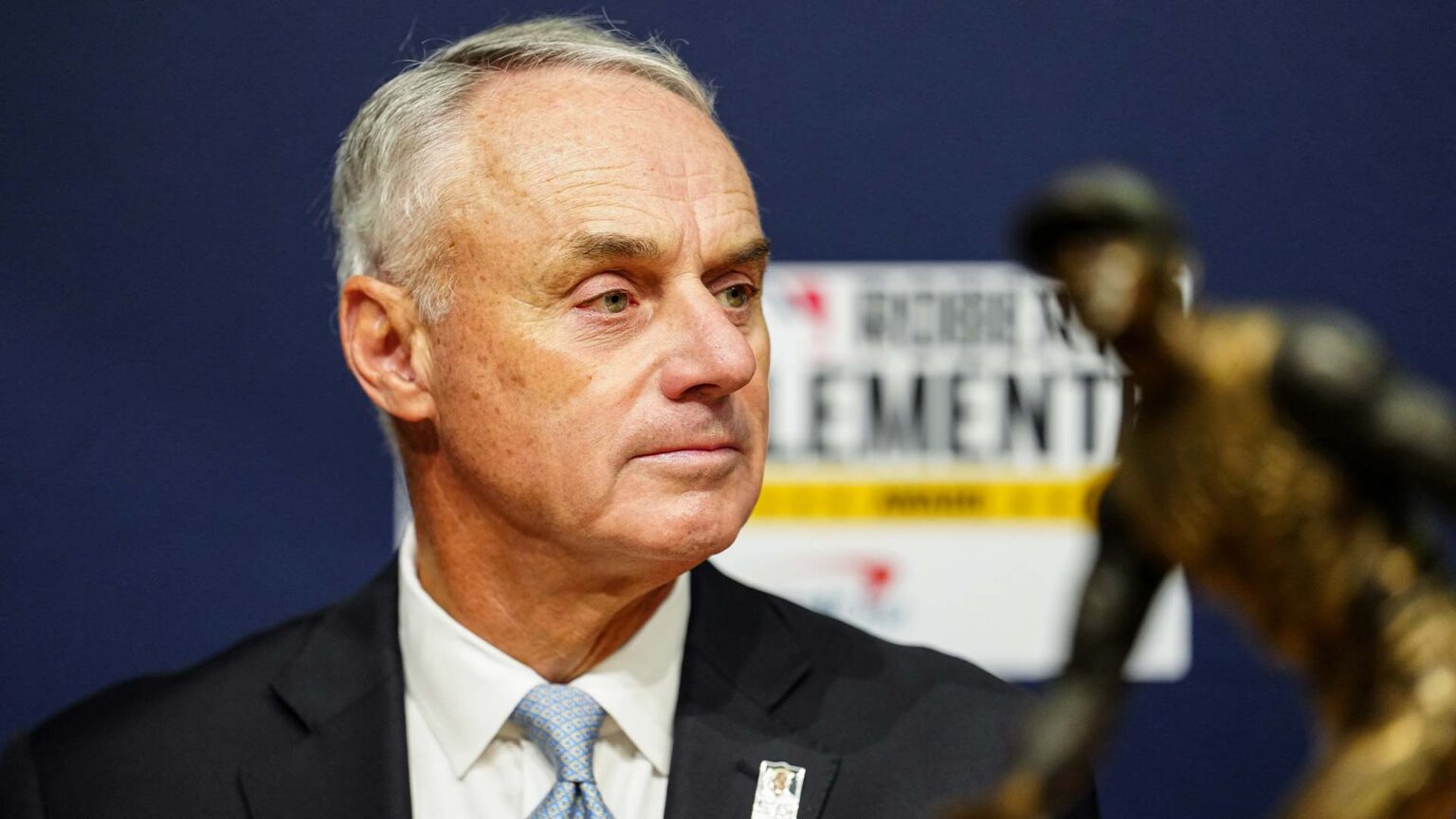 Manfred Warns Salary Cap Push Risks Triggering Another 1994-Style Work Stoppage