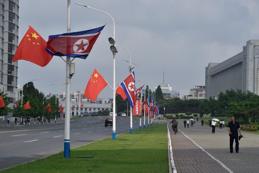 China’s Xi Goes to North Korea to Court Kim China’s Xi Goes to North Korea to Court Kim
