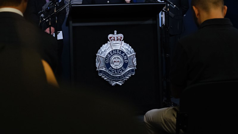 Police face hiring squeeze after revelations of 0m budget hole Police face hiring squeeze after revelations of 0m budget hole