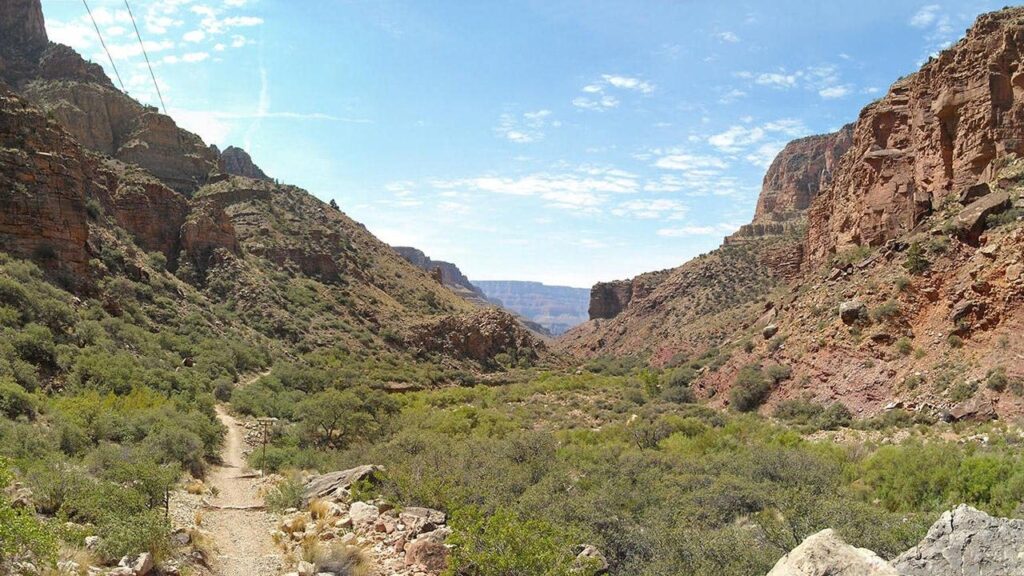 Multiple hikers dead amid scorching Grand Canyon temperatures