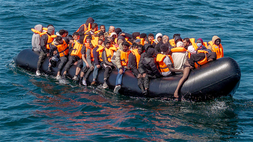 UK asylum seekers could have to pay government K before applying for settlement