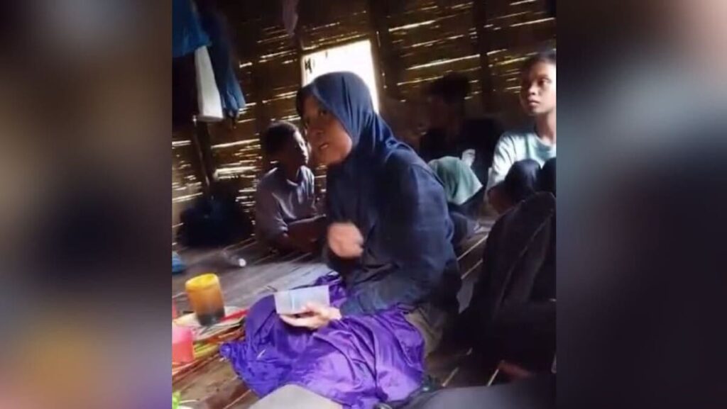‘Didn’t eat for two weeks’: Female hiker, 49, recounts ordeal of being lost in Malaysian jungle ‘Didn’t eat for two weeks’: Female hiker, 49, recounts ordeal of being lost in Malaysian jungle
