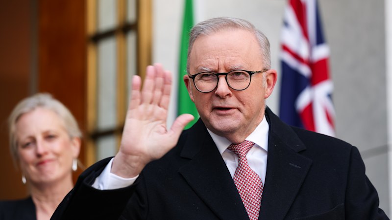Paid parental leave extended; Labor strikes tax deal with Greens; Iran-US disagree on nuclear inspections Paid parental leave extended; Labor strikes tax deal with Greens; Iran-US disagree on nuclear inspections