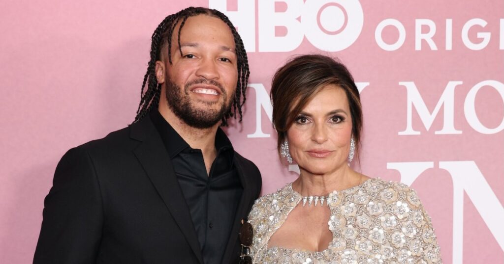 Mariska Hargitay Parties With Jalen Brunson and Family at New York Knicks Championship Parade