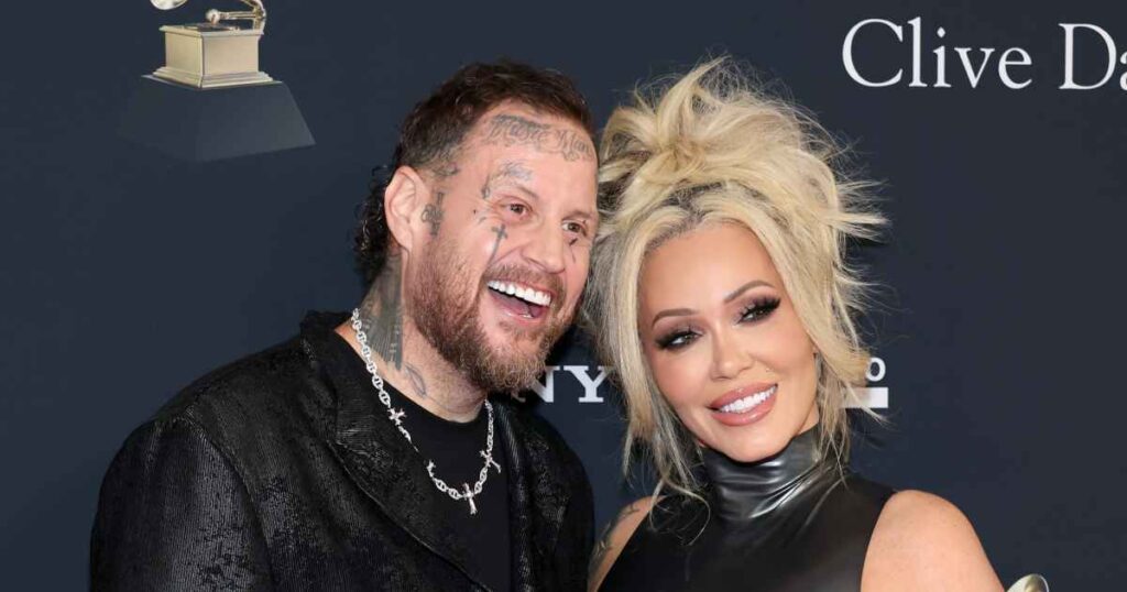 All the Signs Jelly Roll and Bunnie Xo Were Heading for Divorce: Missing Wedding Ring and More