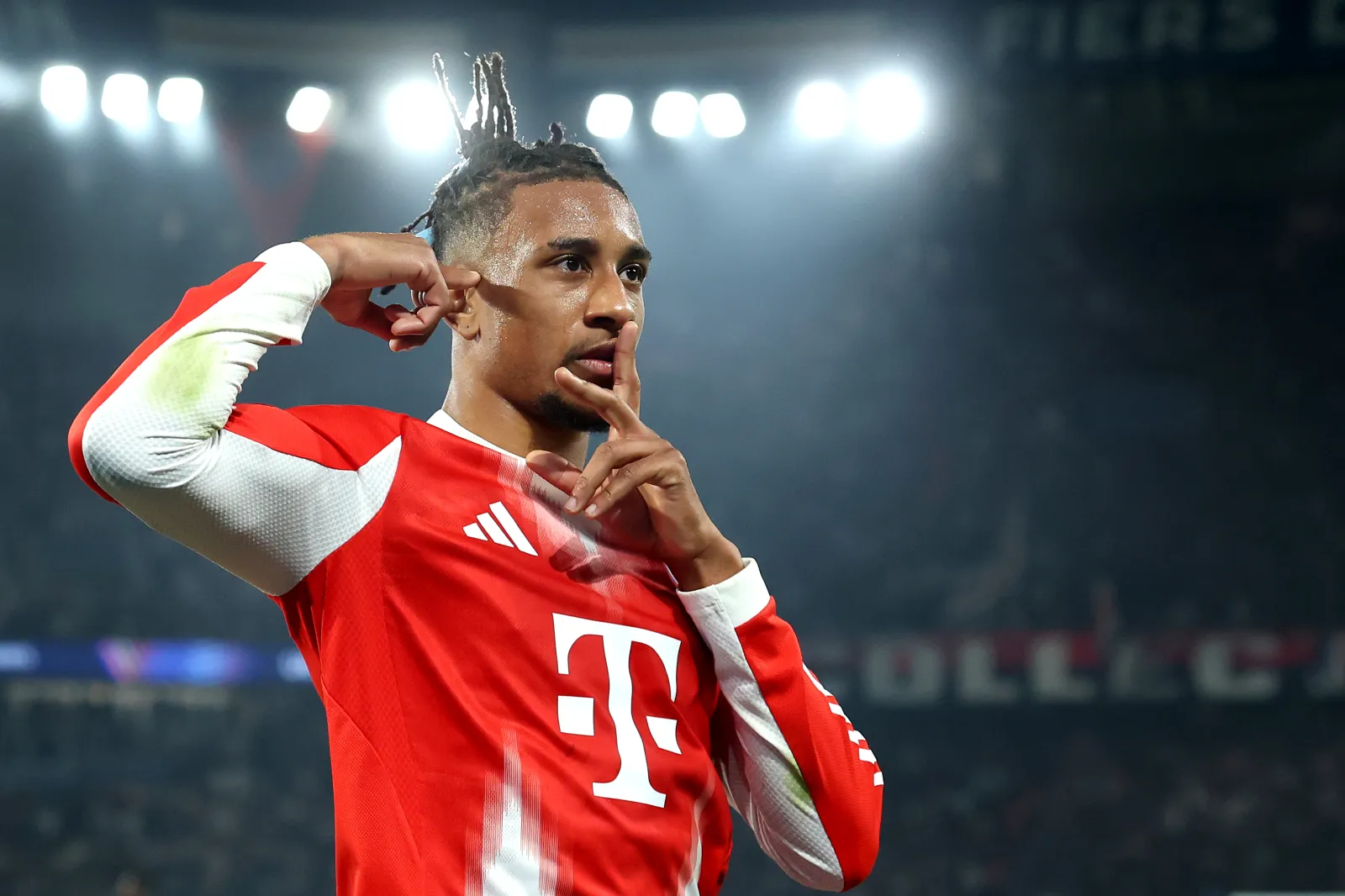 PARIS, FRANCE - APRIL 28: Michael Olise of FC Bayern Munich celebrates scoring his team's second goal during the UEFA Champions League 2025/26 Semi Final First Leg match between Paris Saint-Germain and FC Bayern München at Parc des Princes on April 28, 2026 in Paris, France. (Photo by Alexander Hassenstein/Getty Images)