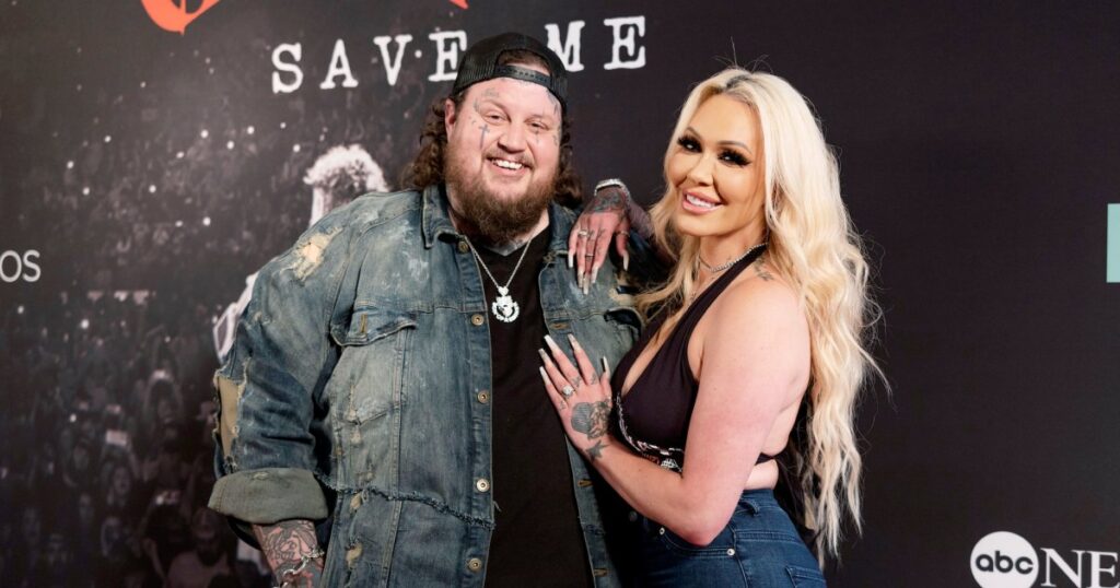 Jelly Roll and Wife Bunnie Xo’s Relationship Timeline: From Las Vegas Wedding to Shocking Divorce