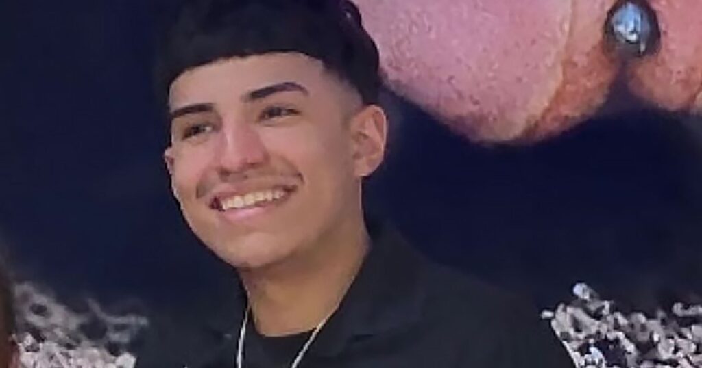 Spurs Fan ‘Fighting for His Life’ After Suffering Head Injury Celebrating Game 6 Win over Thunder Spurs Fan ‘Fighting for His Life’ After Suffering Head Injury Celebrating Game 6 Win over Thunder