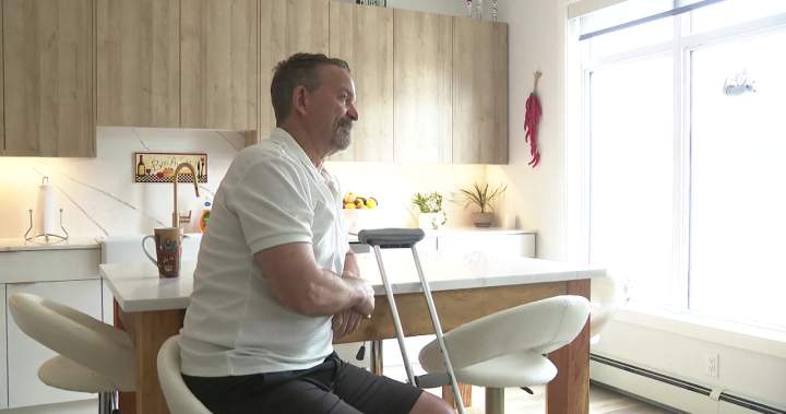 Alberta man told to take taxi to ER despite emergency bleeding after knee surgery Alberta man told to take taxi to ER despite emergency bleeding after knee surgery