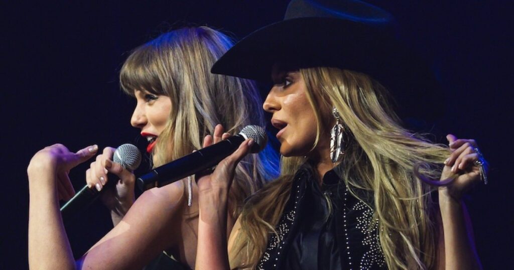 Taylor Swift Hits the Stage for Surprise ‘Love Story’ Performance at Travis Kelce’s Tight End University Taylor Swift Hits the Stage for Surprise ‘Love Story’ Performance at Travis Kelce’s Tight End University