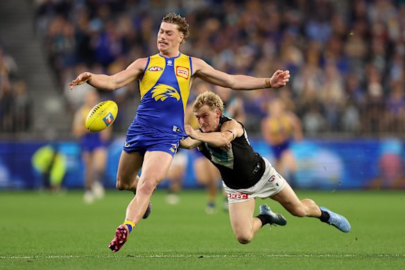 The Eagles threw everything they had at Port in the final quarter.