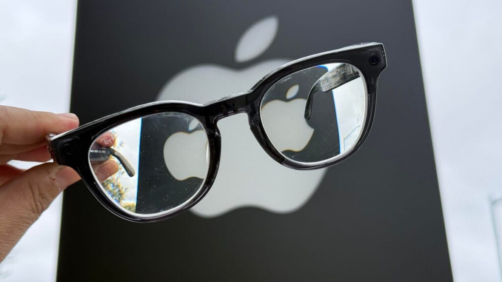 Hey Siri, You’re the Framework for Apple’s Smart Glasses Now Hey Siri, You’re the Framework for Apple’s Smart Glasses Now