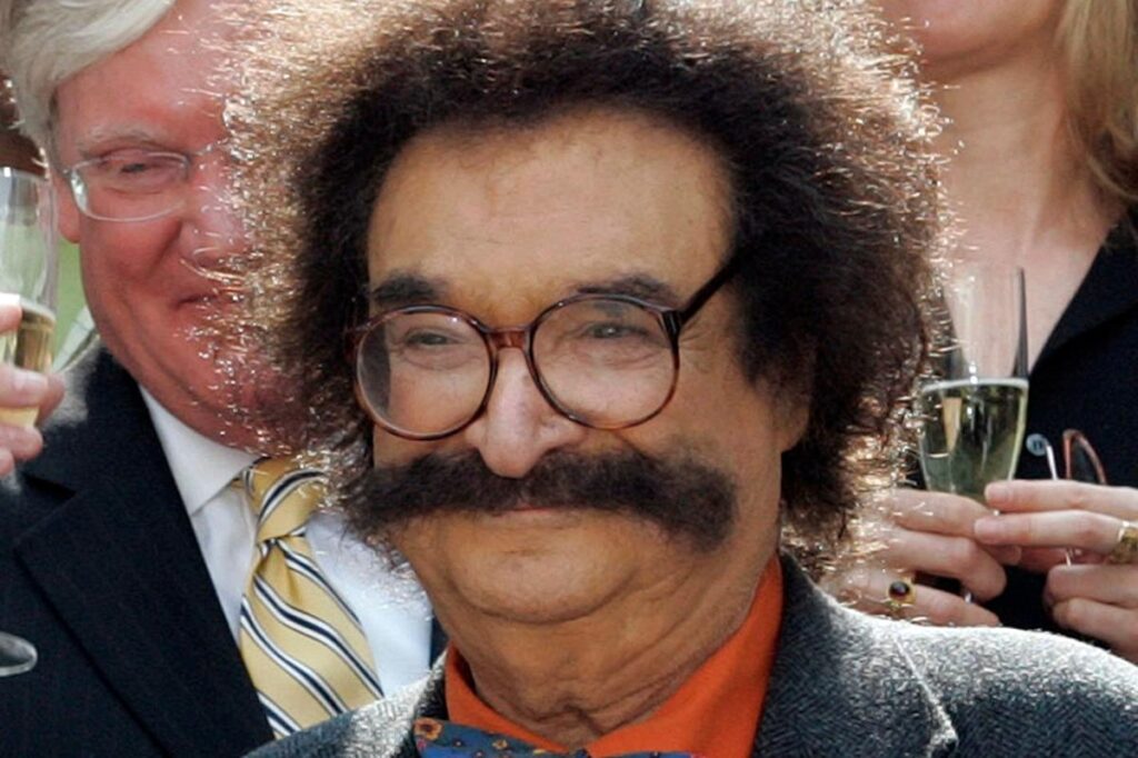 Longtime ‘Today’ show movie critic Gene Shalit dies ‘peacefully’ at 100 Longtime ‘Today’ show movie critic Gene Shalit dies ‘peacefully’ at 100