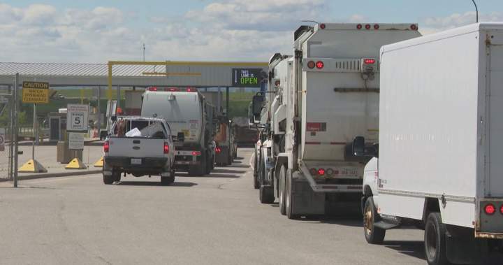 City of Calgary working to fix smell of ‘garbage juice’ affecting southeast residents City of Calgary working to fix smell of ‘garbage juice’ affecting southeast residents