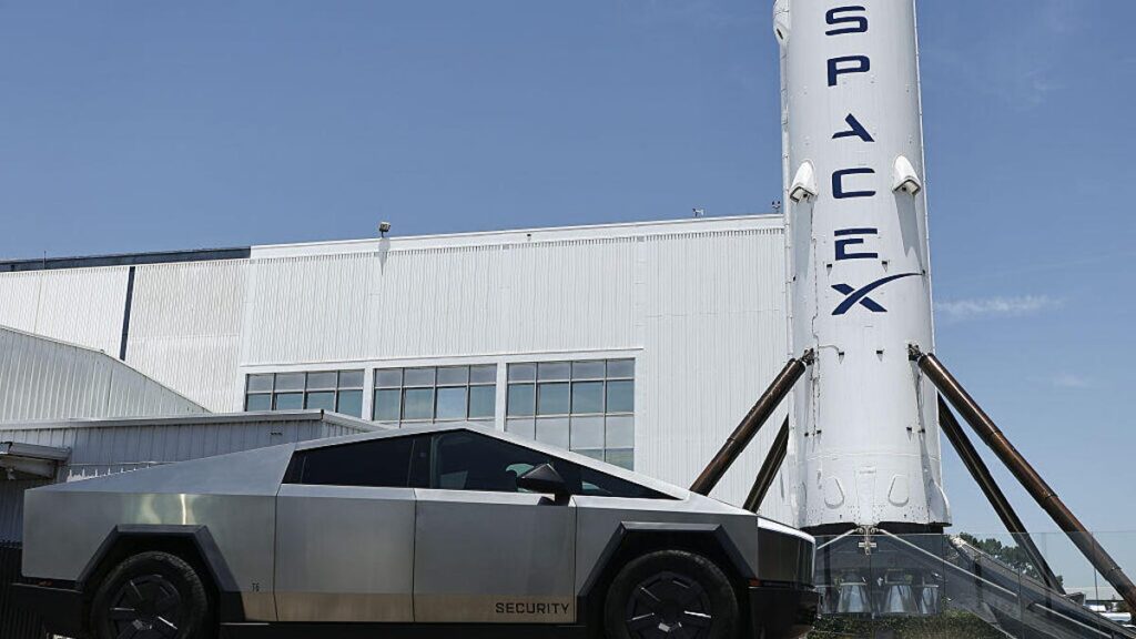 SpaceX’s IPO Live: What Elon Musk’s Public Offering Means for Tech, the Market and You