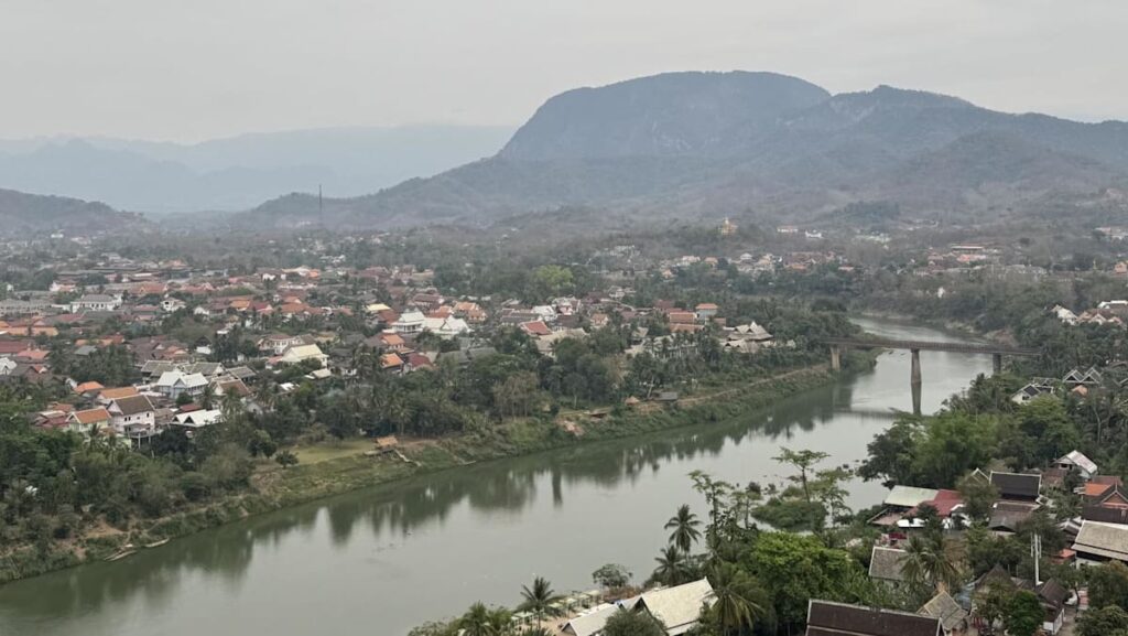 I visited Laos for the first time and discovered a hidden war, underrated food and lots of Chinese tourists I visited Laos for the first time and discovered a hidden war, underrated food and lots of Chinese tourists