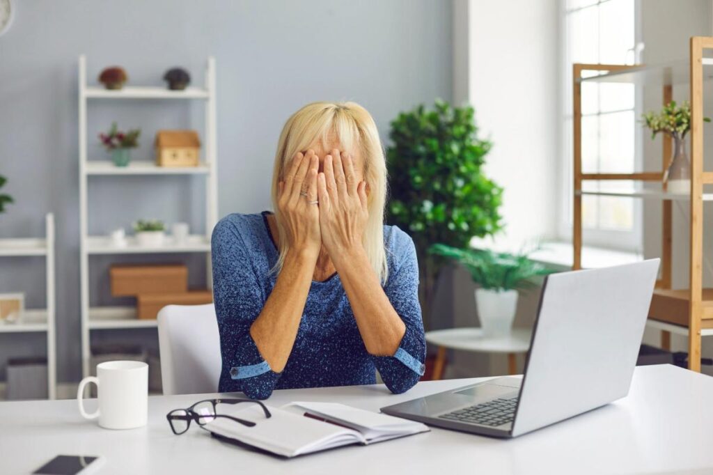 Dear Abby: My friendly relationship with my boss is falling apart Dear Abby: My friendly relationship with my boss is falling apart