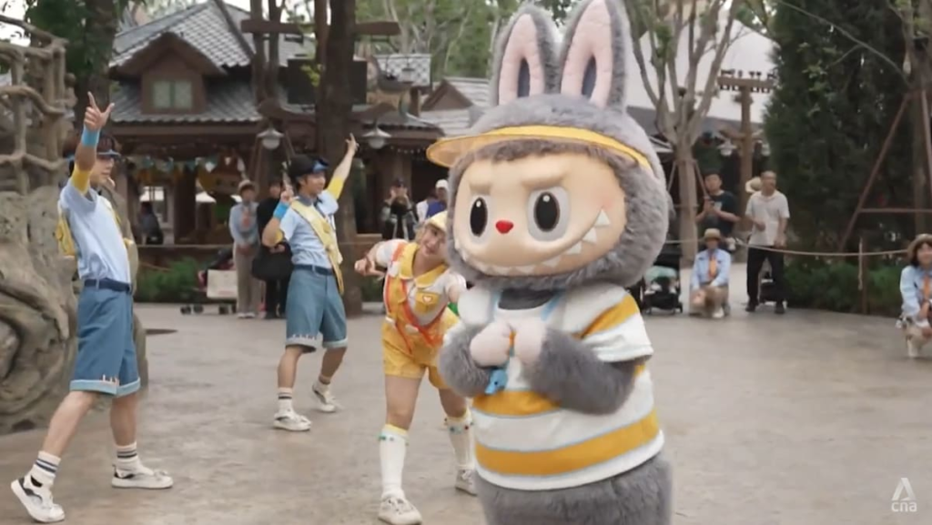 From blind boxes to theme parks: How Pop Mart is building a world beyond Labubu From blind boxes to theme parks: How Pop Mart is building a world beyond Labubu
