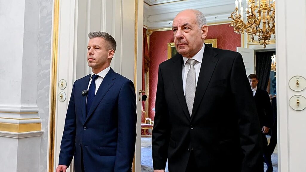 Hungary could vote to oust president as early as next week