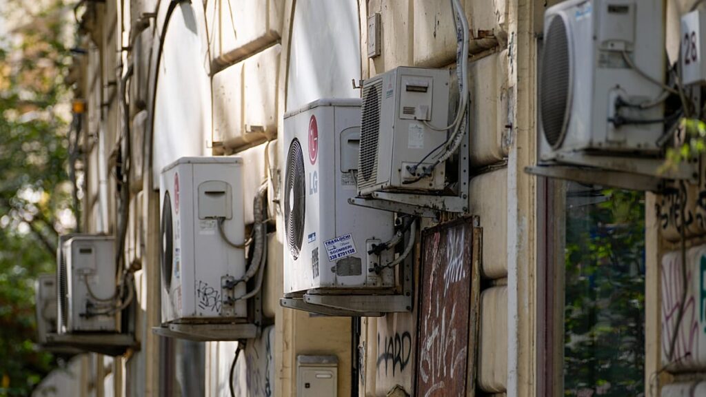 Brussels supports air conditioning—but not as the main answer
