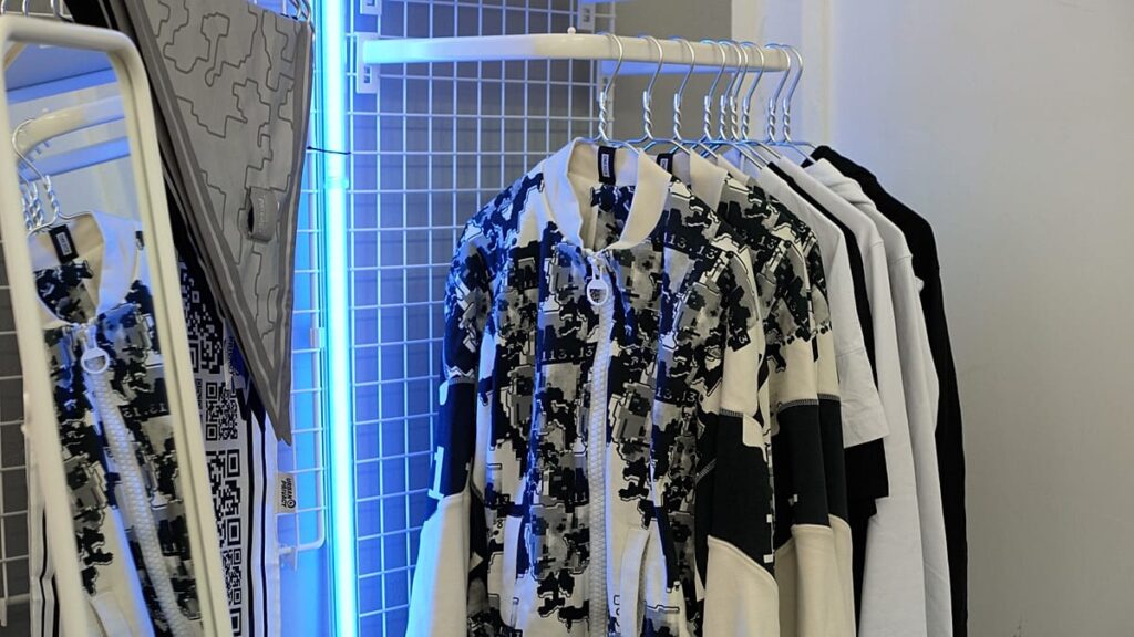 Anti-tracking fashion: Startup makes clothes to thwart AI cameras