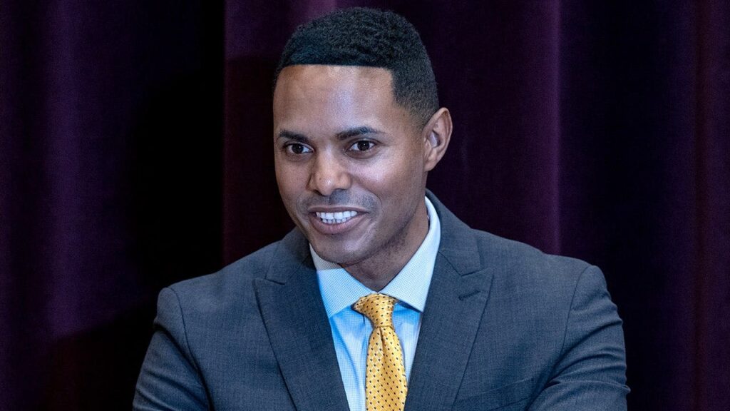 House Dem urges transparency by public officials after GOP colleague reveals reason for extended absence House Dem urges transparency by public officials after GOP colleague reveals reason for extended absence