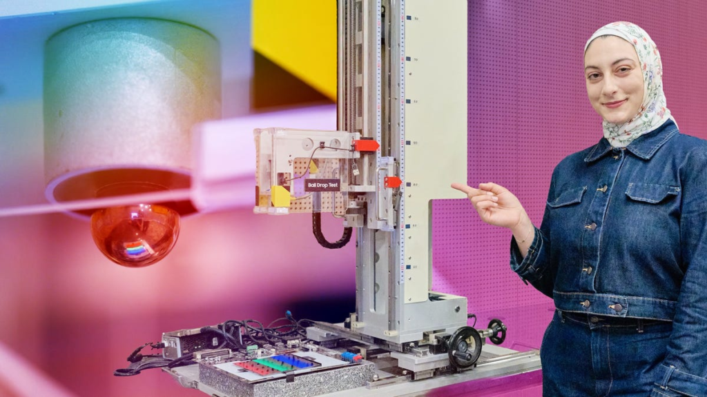 From Extreme Heat to Half a Million Folds: A Rare Look Inside Samsung’s Display Lab