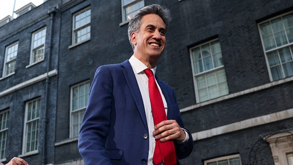 UK’s Burnham names Trump critic Ed Miliband foreign secretary as ex-Thatcher aide brands pick ‘disastrous’ UK’s Burnham names Trump critic Ed Miliband foreign secretary as ex-Thatcher aide brands pick ‘disastrous’