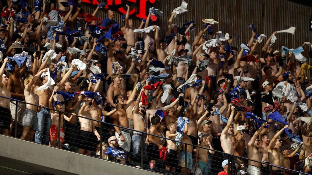 Angels fans ‘tarps off’ cheer helps team break insane 106-game streak against Cardinals