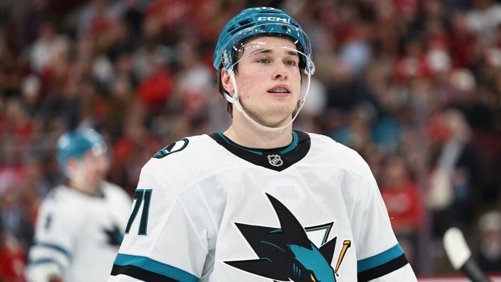 Macklin Celebrini is NHL’s new highest-paid player after signing massive extension with Sharks Macklin Celebrini is NHL’s new highest-paid player after signing massive extension with Sharks