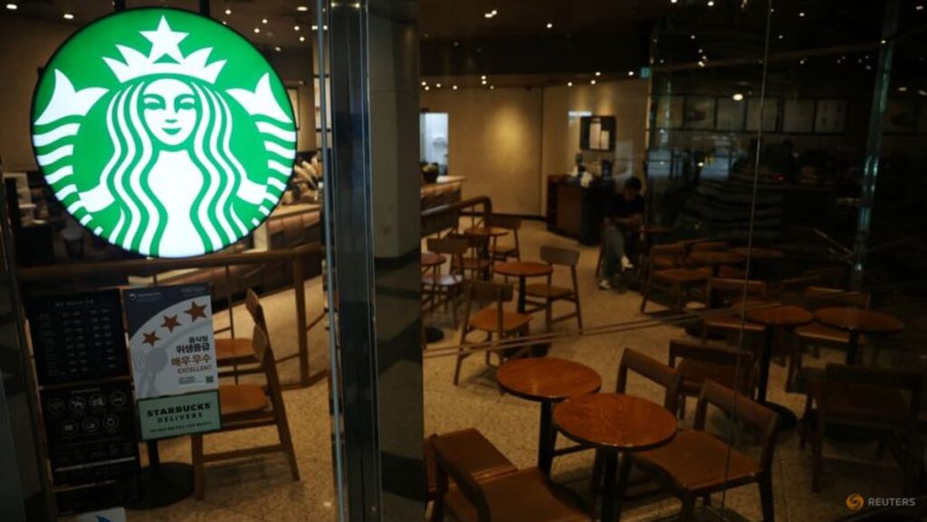 Starbucks Korea staff form union after ‘Tank Day’ campaign fiasco Starbucks Korea staff form union after ‘Tank Day’ campaign fiasco