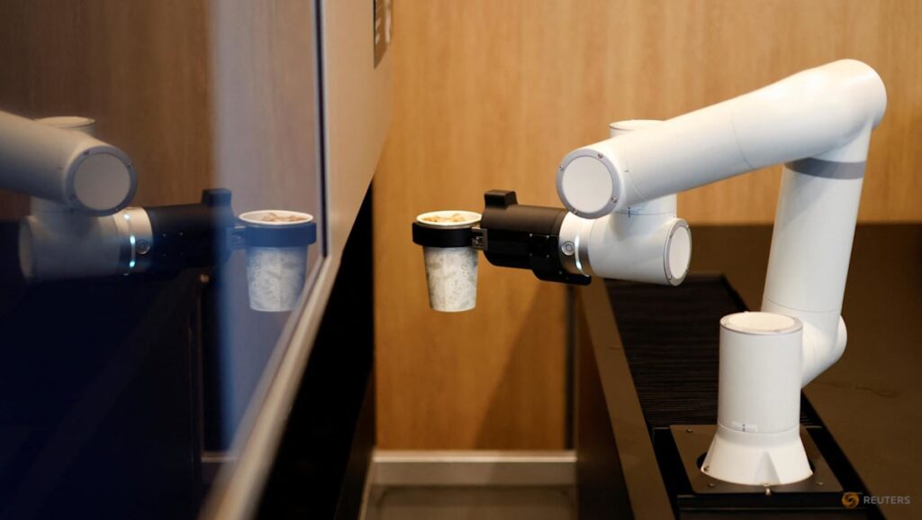 South Korean shops turn to robots, self-service to escape labour woes South Korean shops turn to robots, self-service to escape labour woes