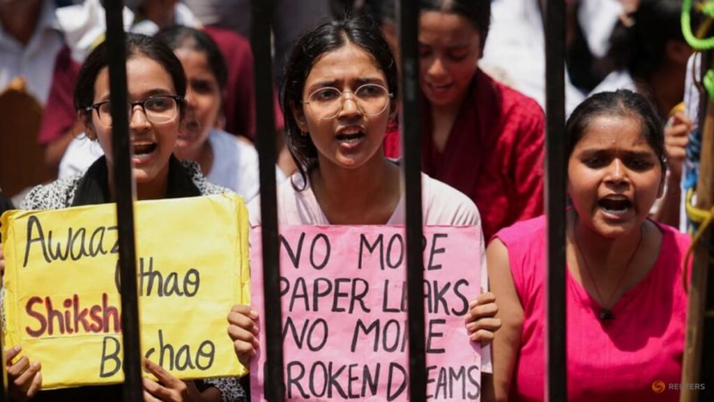 Preparing for disruption: Offline messaging apps join India’s protest toolkit Preparing for disruption: Offline messaging apps join India’s protest toolkit